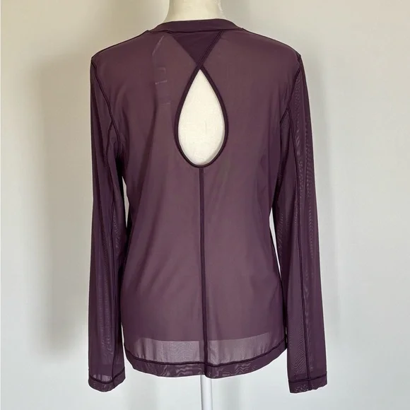 Lululemon Keyhole Mesh Long Sleeve Top Grape Thistle Size 6 NEVER WORN - Picture 2 of 10